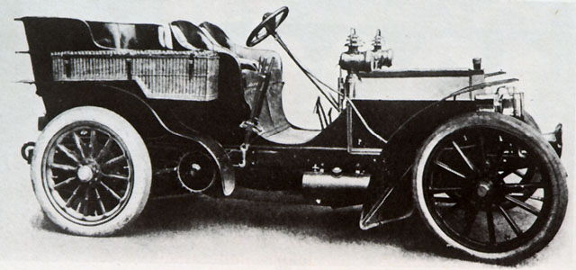 This Daimler of 1899 was owned by Lionel Rothchild