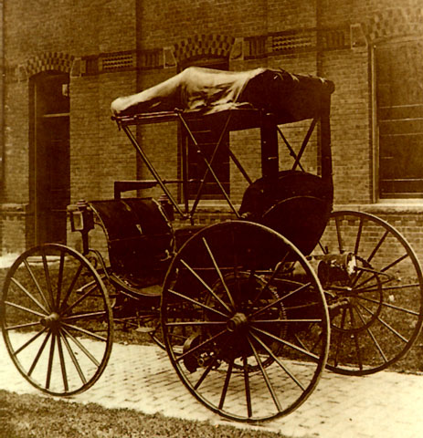  Transmission on By 1890 Ransom E  Olds Had Built His Second Steam Powered Car