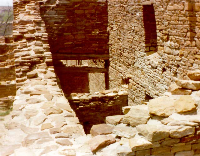 [Chaco Canyon - Pueblo del Arroyo - Looking west]